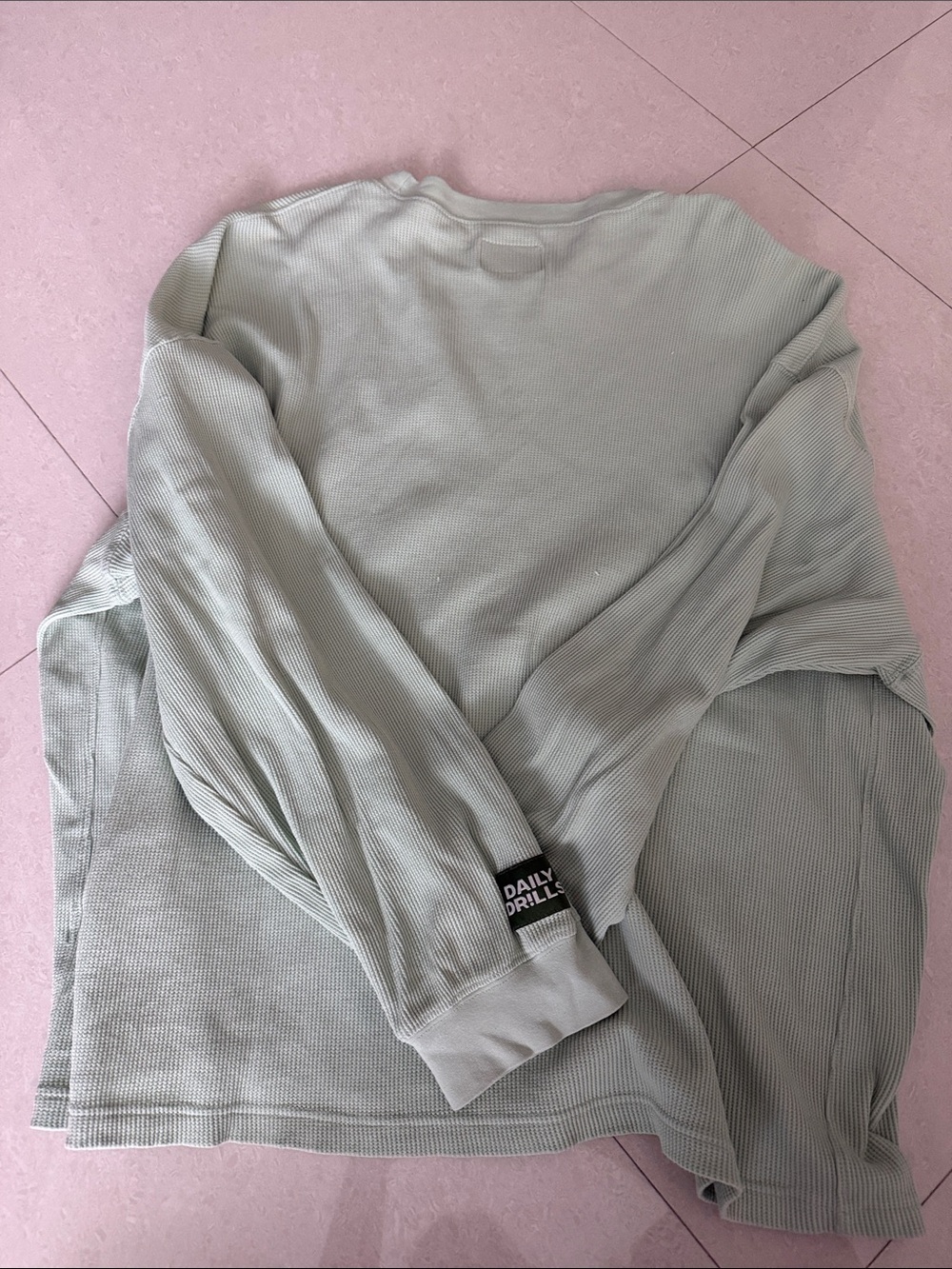 Daily Ritual Light Sage Ribbed Lounge Top & Shorts Set M/L - Picture 2 of 4